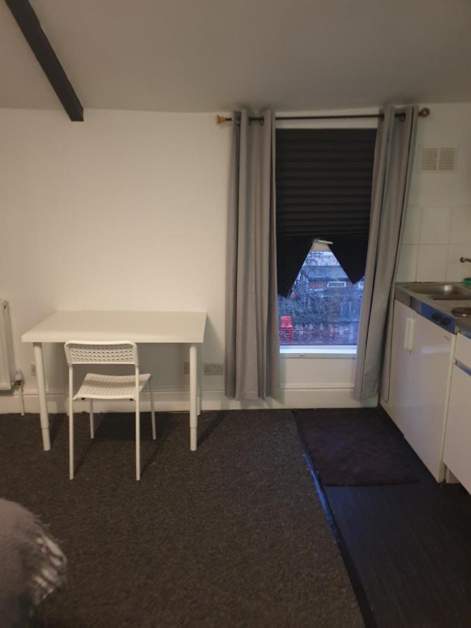 Coventry Studio Apartment Buitenkant foto
